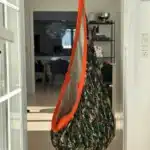 Hængehule i camouflage med orange kant