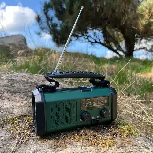 Nødradio med powerbank og Solceller