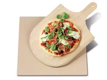 Pizzabagesten med spade 