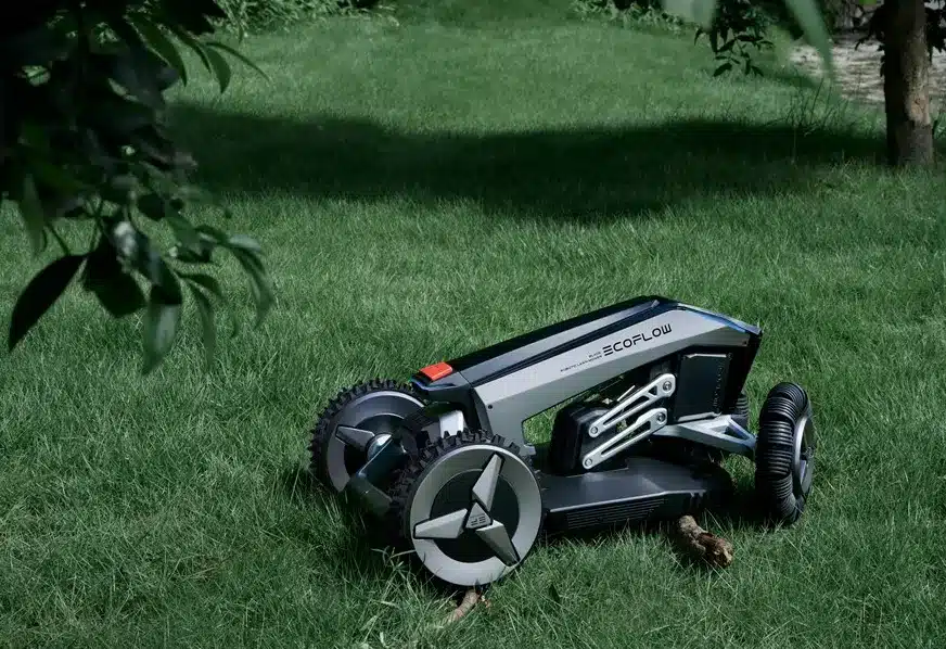 EcoFlow Blade Robotplæneklipper uden kanttråd med GPS