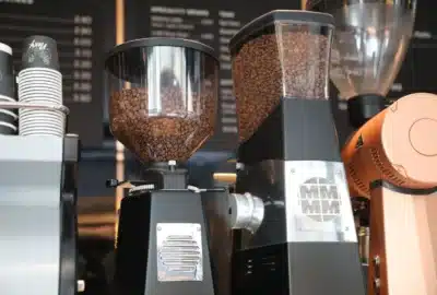 Hvordan renser man en kaffekværn